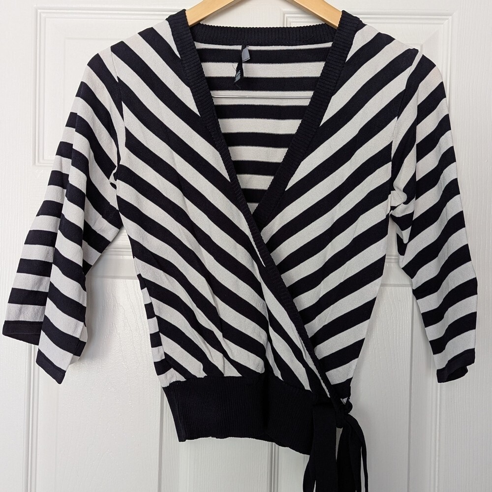 Striped Black and White Women's V-Neck Striped Sweater
